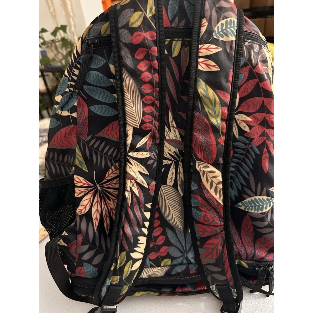Venture Pal Floral Backpack Black/Multicolor Zip, Bottle Pocket